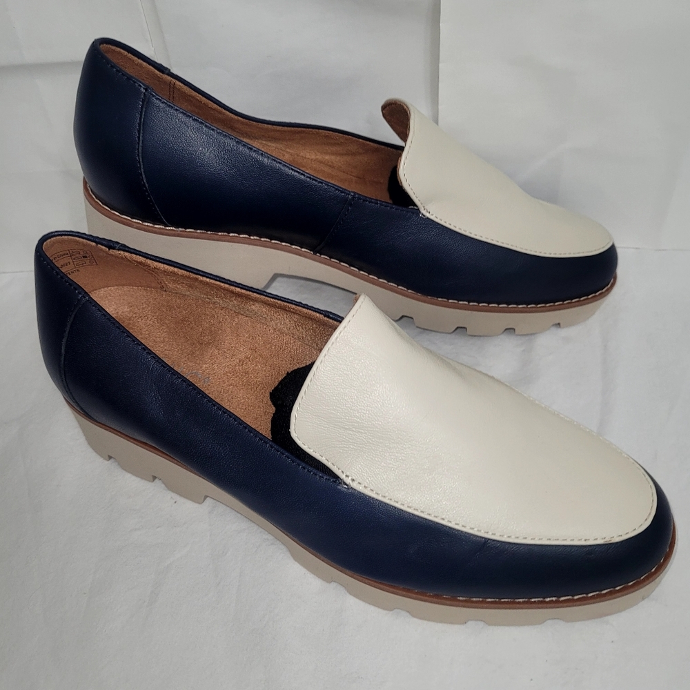 Vionic Kensley Slip-on,  Brand-new, Size 8